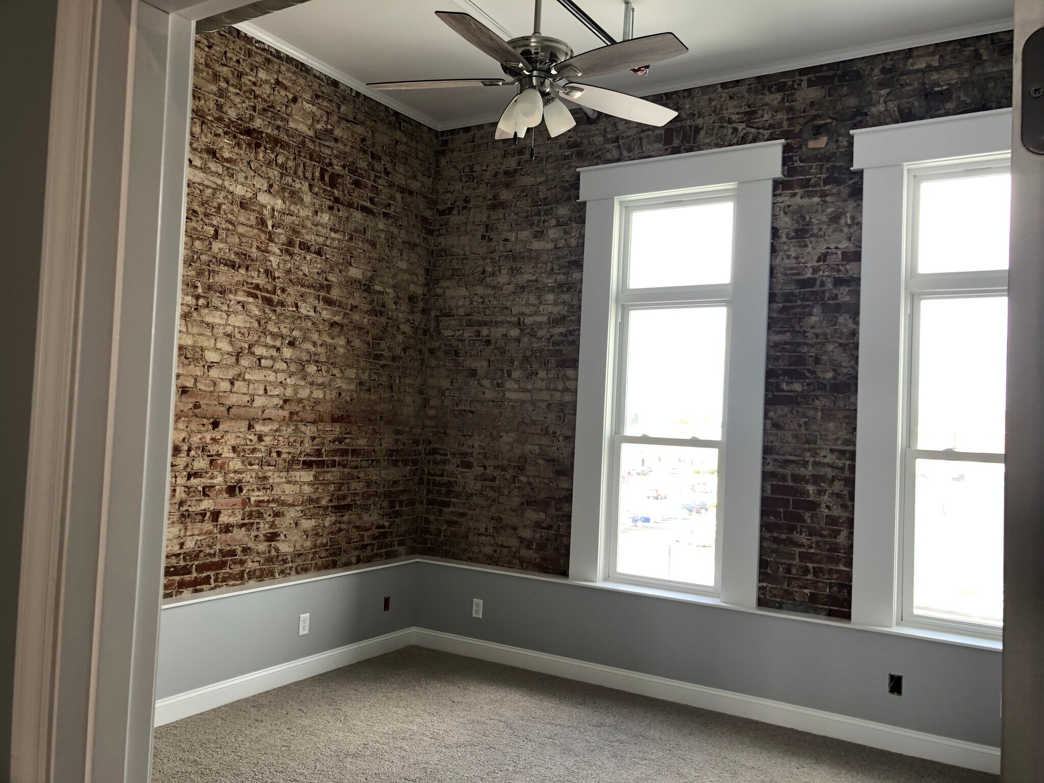 Master Bedroom - 222 S Main St
