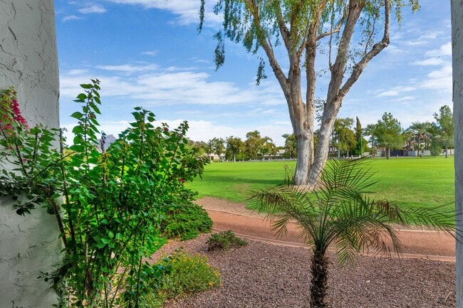 Building Photo - Rates Vary: $1,995 - $2,995