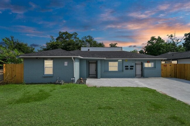 Building Photo - 5714 Doulton Dr