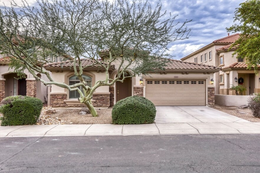 Building Photo - 16844 N 98th Pl