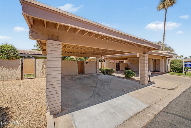 Building Photo - 4525 N 66th St
