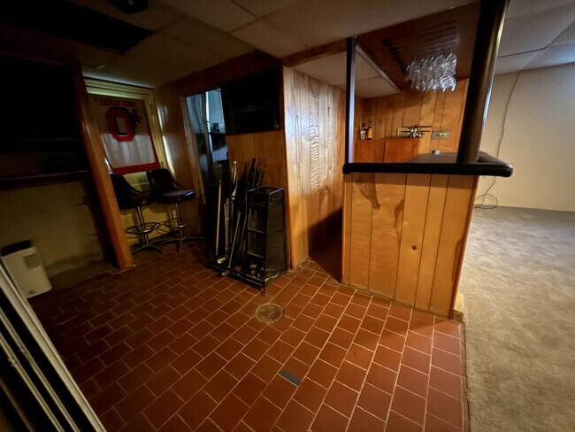 Building Photo - 1061 Tony Ct