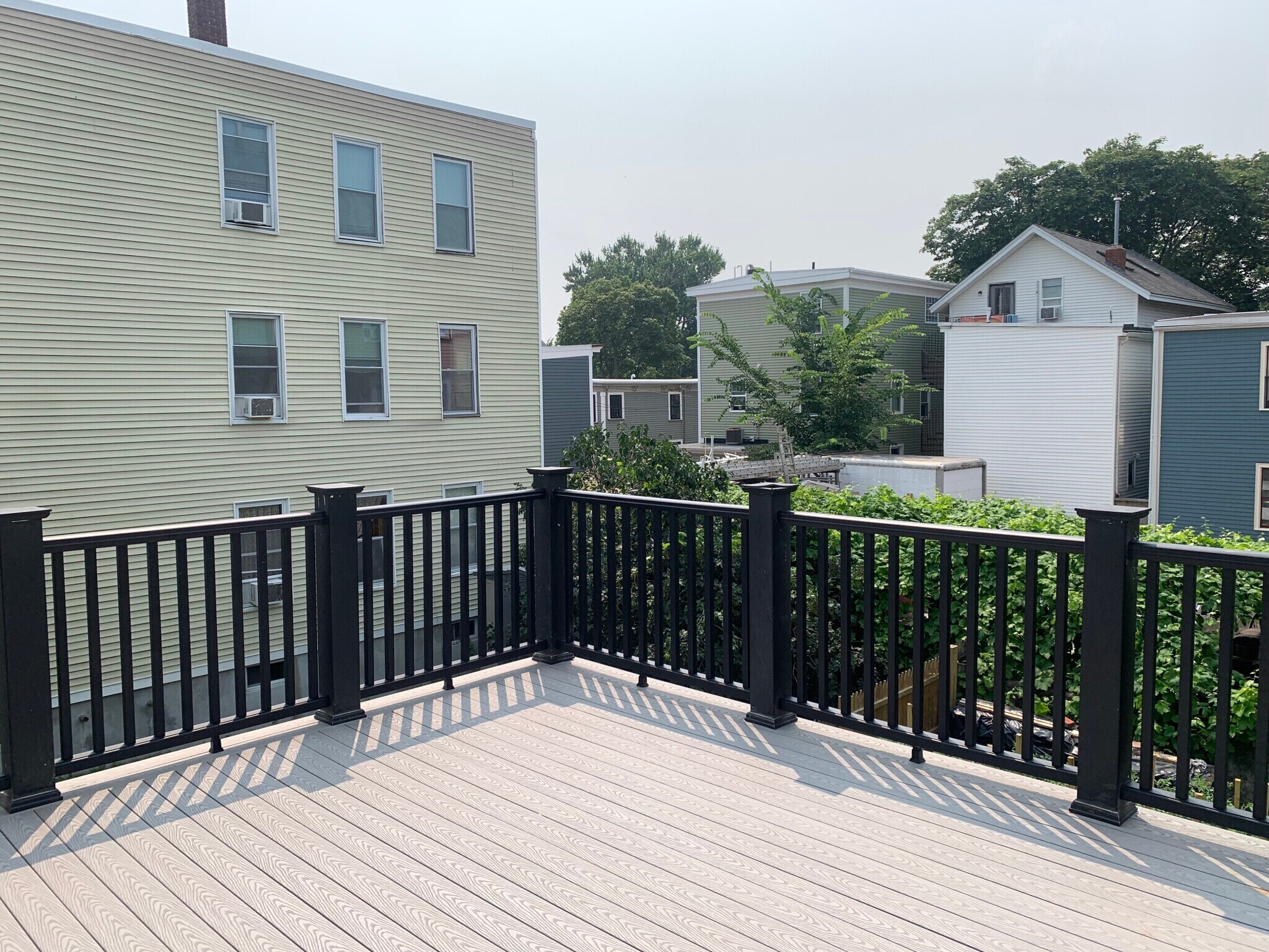 Building Photo - 263 Elm St