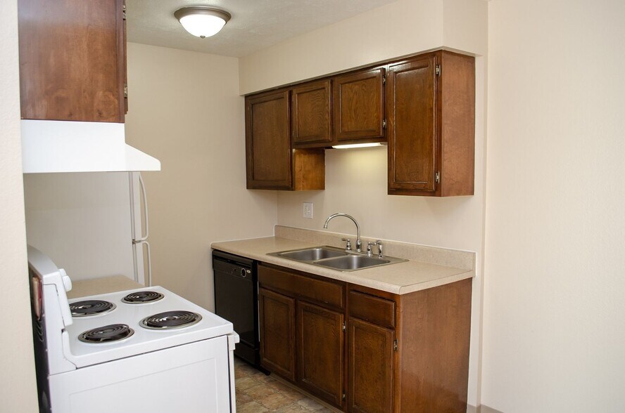 Building Photo - Crosswinds Apartments