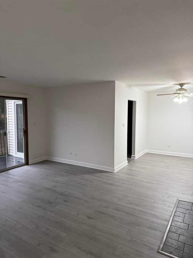 Building Photo - 7040 Remington Ct