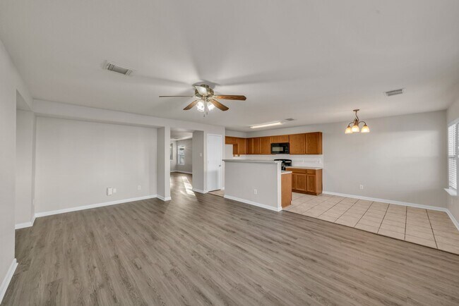 Building Photo - 9518 Milas Way