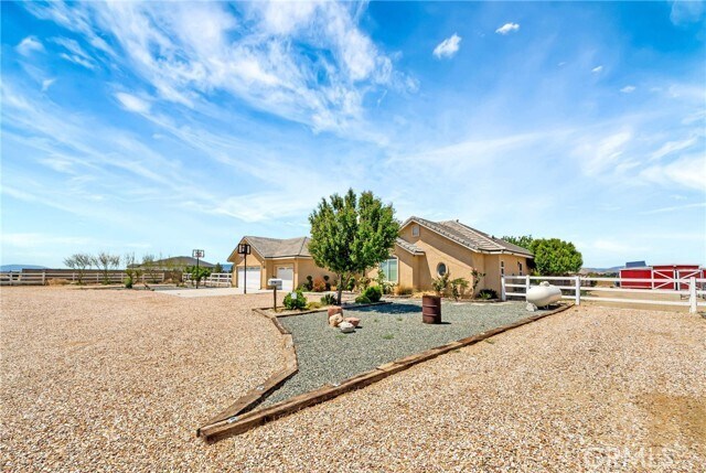 Building Photo - 7315 W Ave A 8