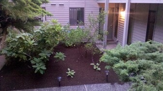 Building Photo - 1461 Rainier Court