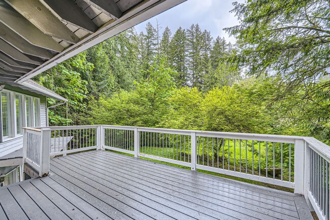 Building Photo - Available NOW! Waterfront >> Newly Remodel...