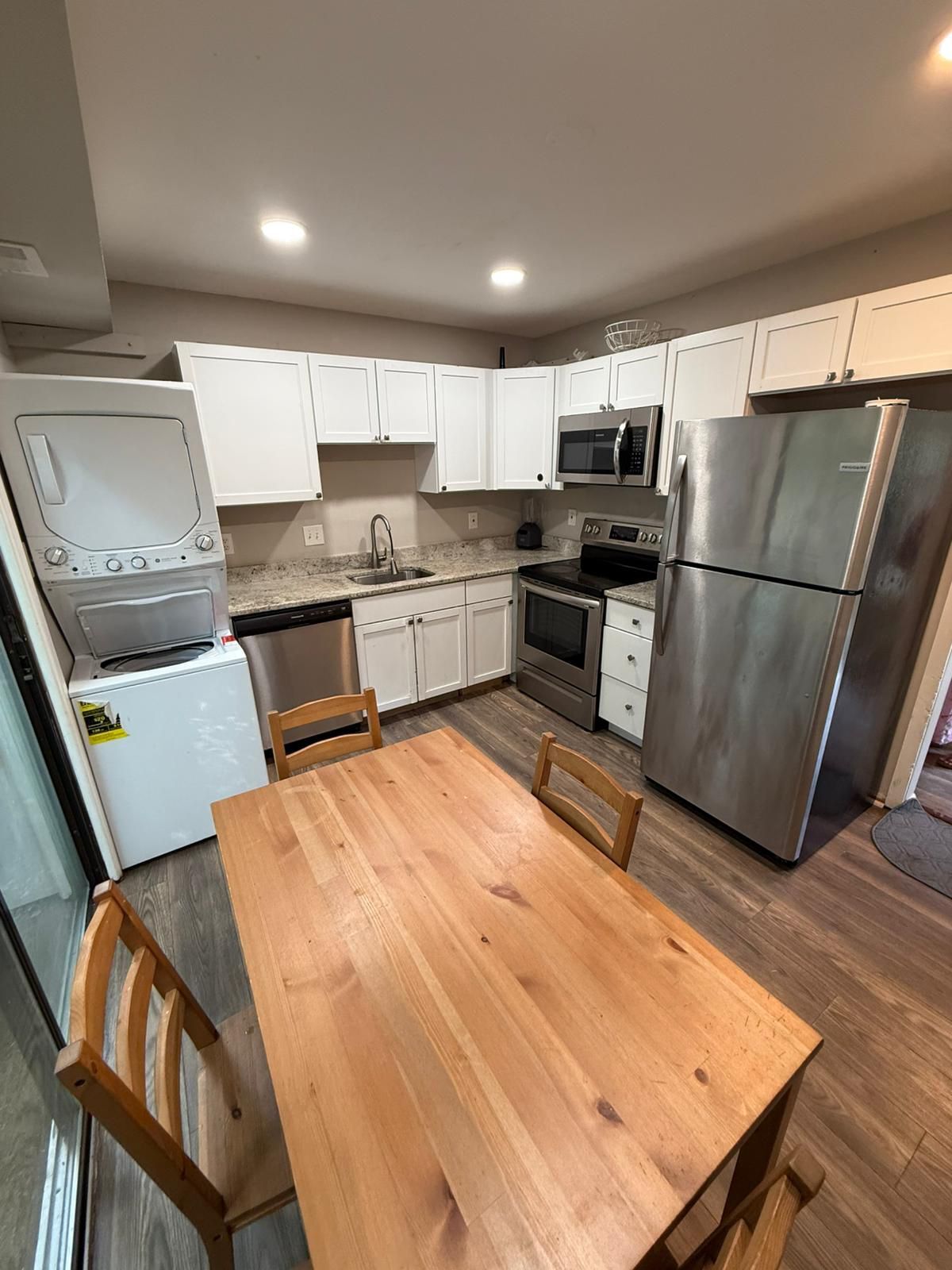 Building Photo - 2823 Chablis Cir