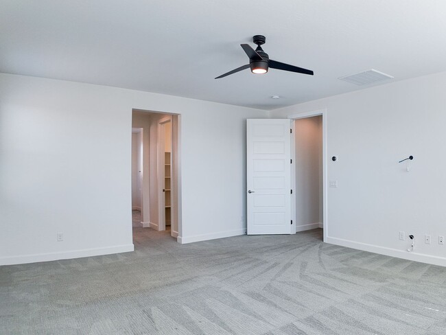 Building Photo - Exquisite Luxury Rental in Prestigious Gated Tule Springs Community