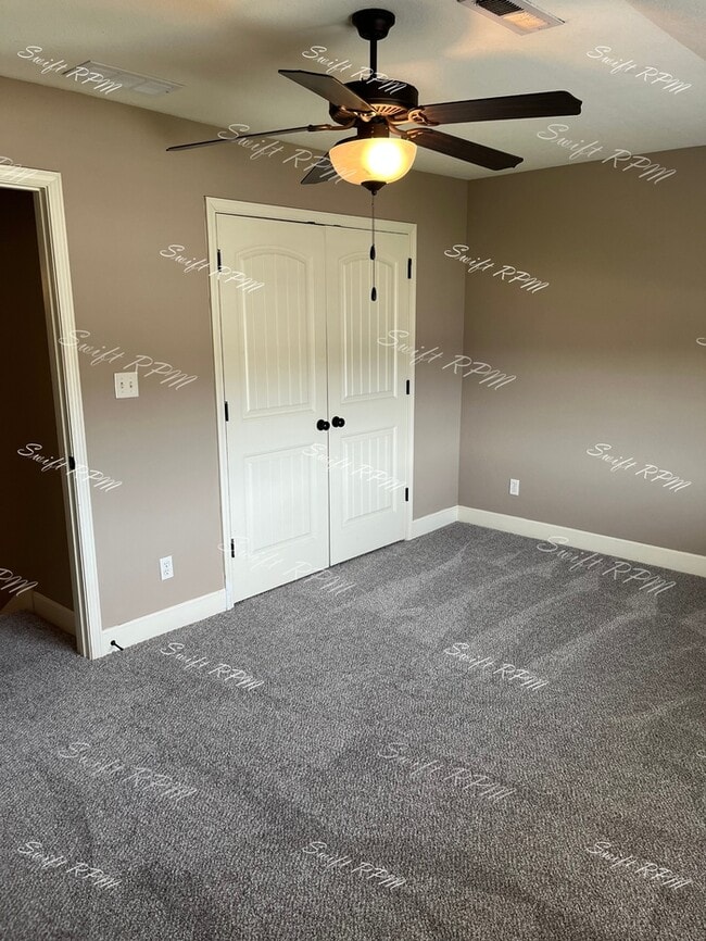 Building Photo - 21611 Westover Ct