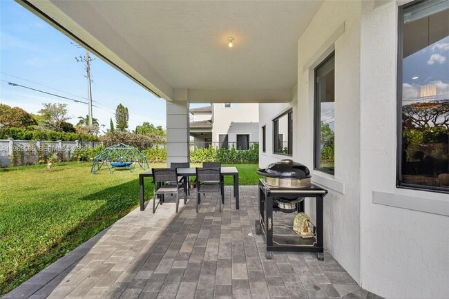 Building Photo - 8267 SW 120th Ter