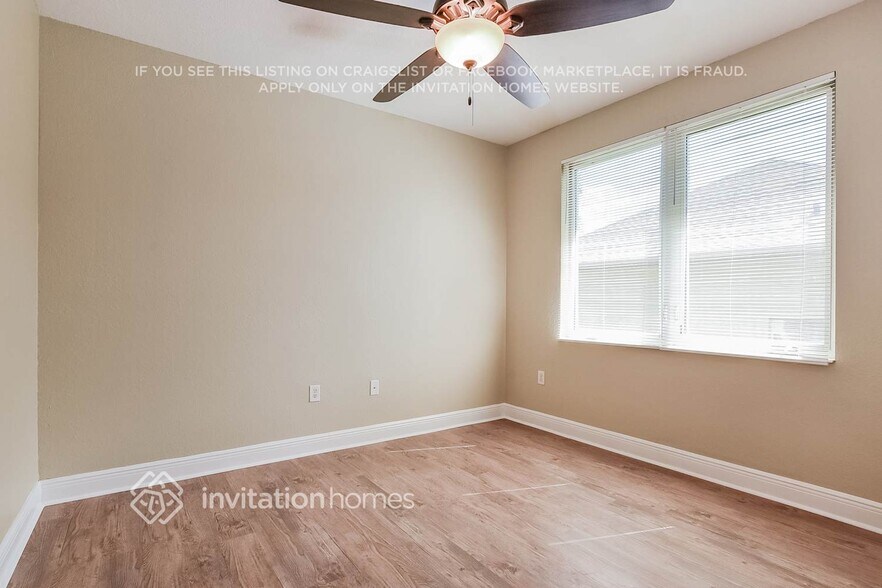 Building Photo - 38744 Lakeview Walk