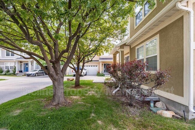 Building Photo - 7623 Yellowwood Ln