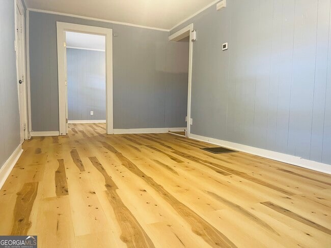 Building Photo - 103 Addie St