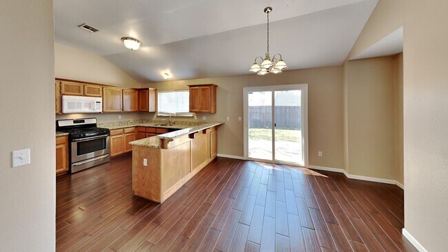 Building Photo - Nice 4 Bed 2 Bath home in Norman