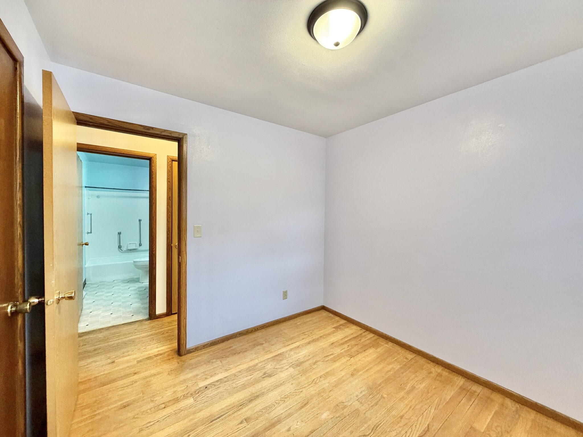 Building Photo - 1834 S Crosby Ave