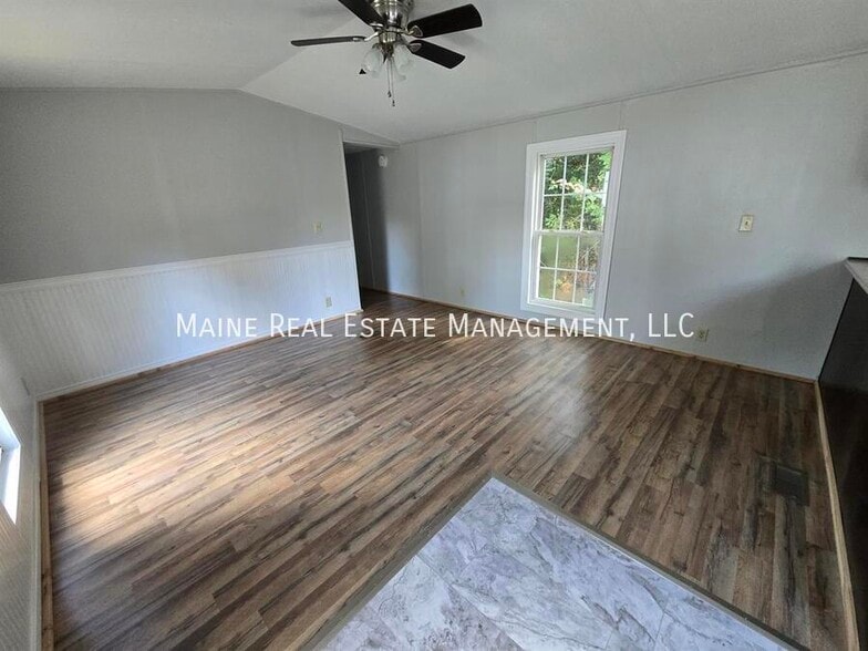 Building Photo - 51 Sweet Fern Dr