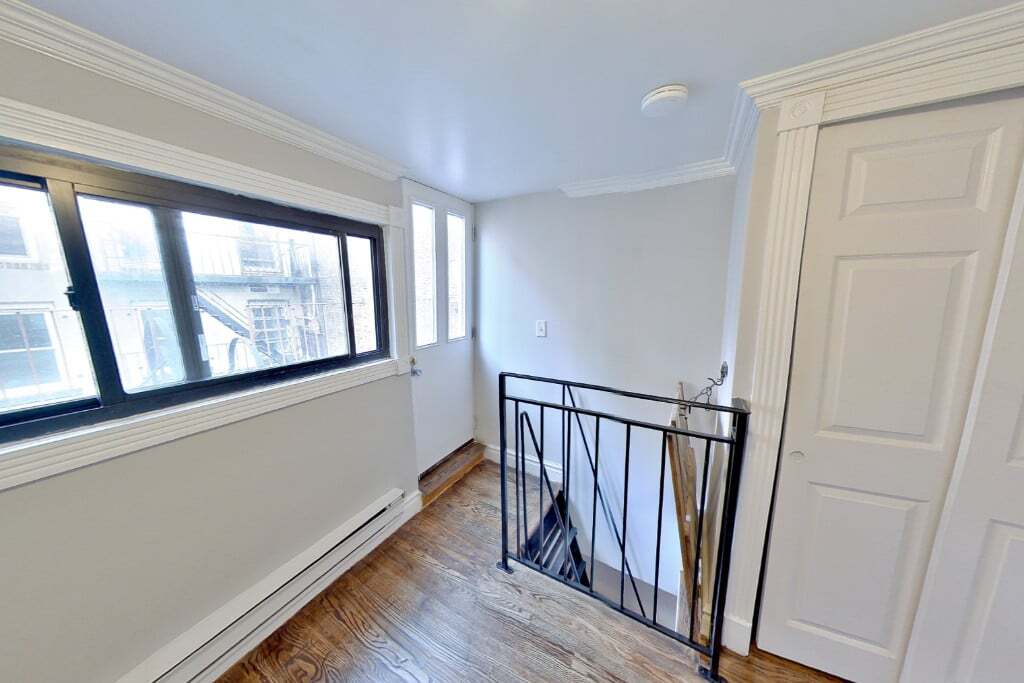 Building Photo - 221 E 23rd St