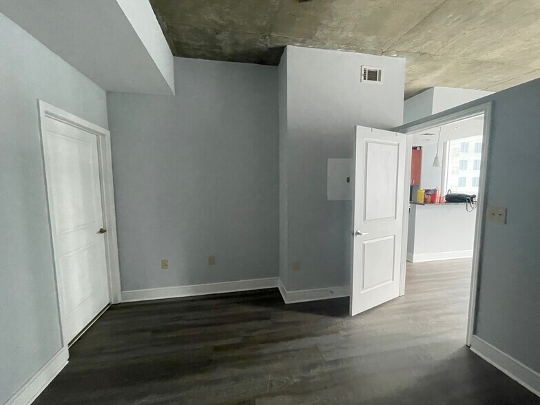 Building Photo - 44 Peachtree Pl NW