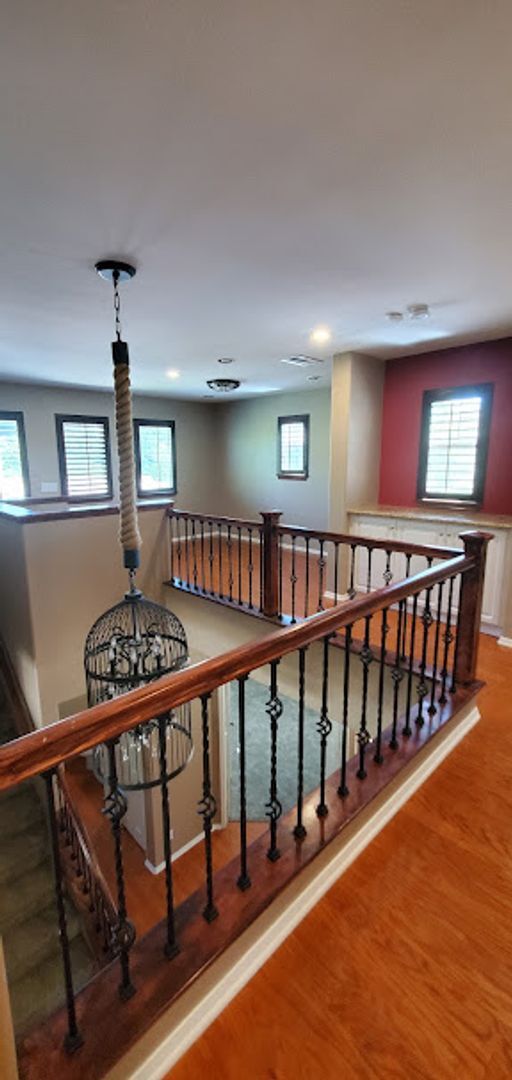 Building Photo - Beautiful House in the Lovely Fair Oaks Ra...
