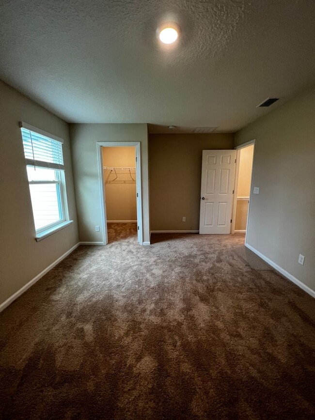 Building Photo - Brand New 3/2.5 Townhome!
