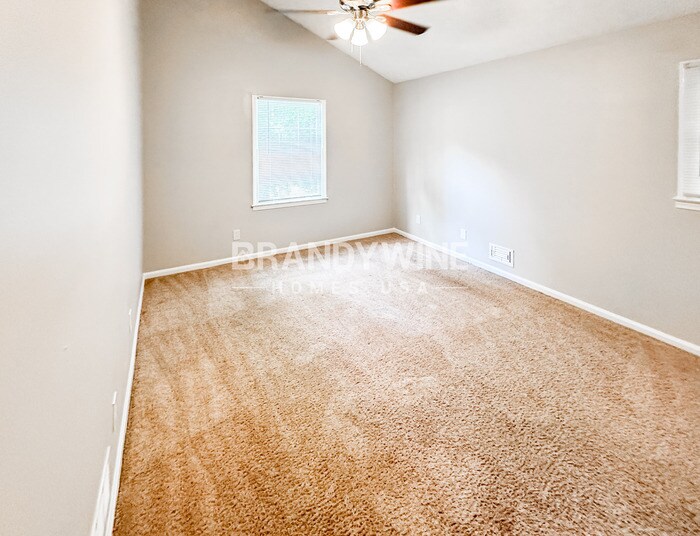 Building Photo - 1753 Lamancha Dr NW