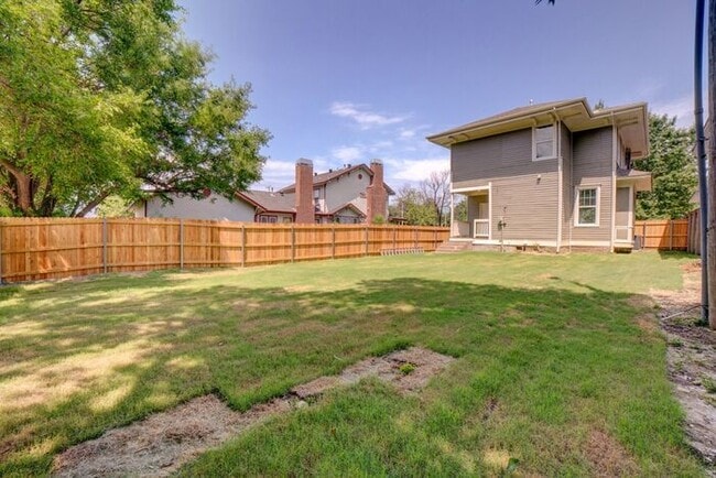 Building Photo - Downtown 3/2.5 Fully Remodeled!