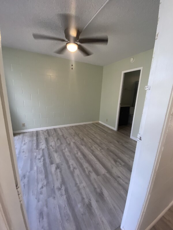 Building Photo - 95-273-273 Waikalani Dr