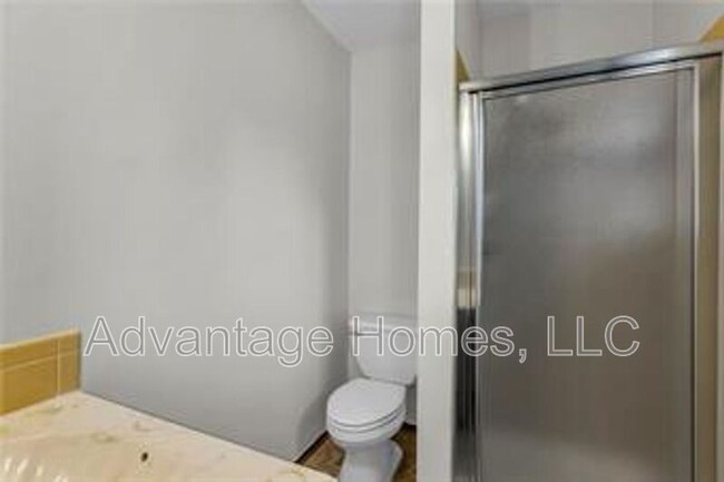 Building Photo - 15908 W Brougham Ct