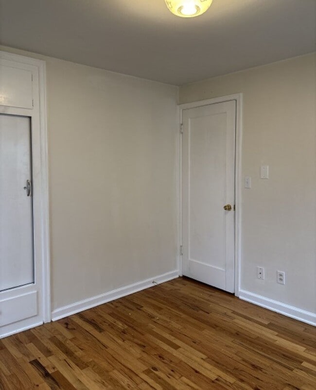 Building Photo - 2Bd/1Ba Single Story House - Available Soon!