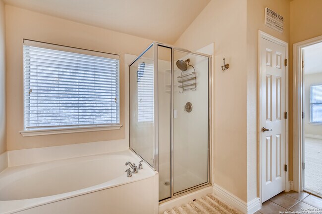 Building Photo - 14830 Wyoming Pass