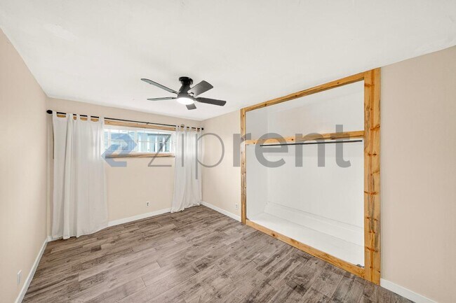 Building Photo - 6150 Coke Ave