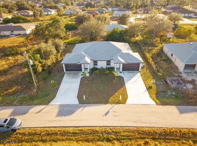 Building Photo - 4419 22nd St SW