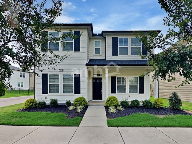 Building Photo - 4996 Chutney Dr