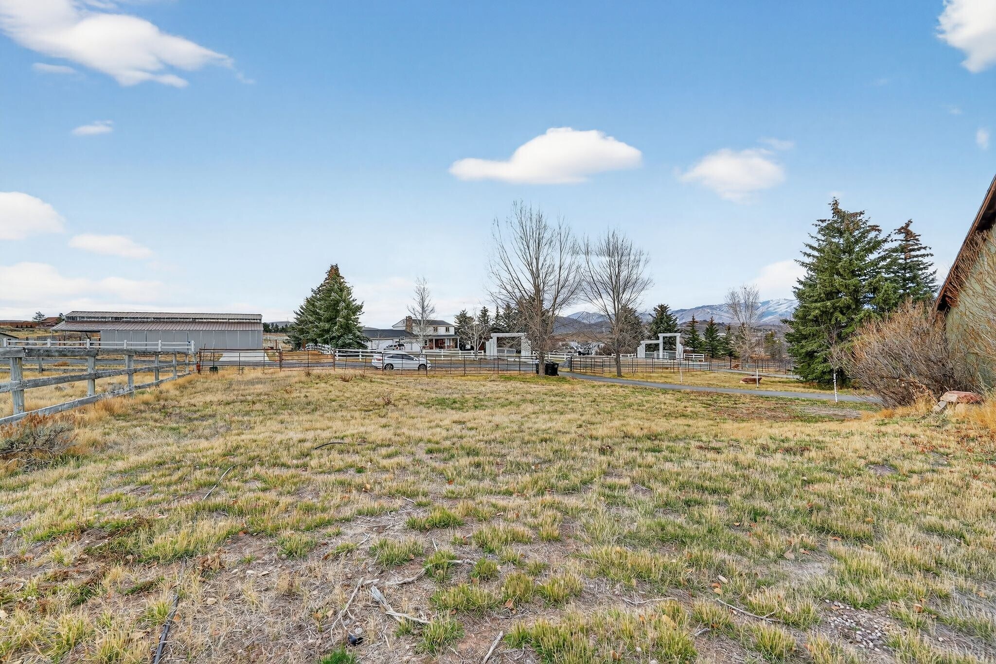 Building Photo - 7693 Whileaway Rd W