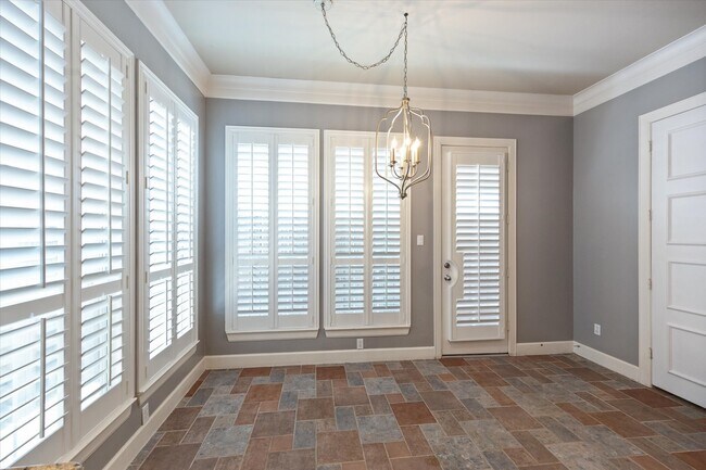 Building Photo - 5312 Fayette St