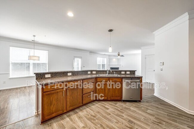 Building Photo - 16619 Broadwing Pl