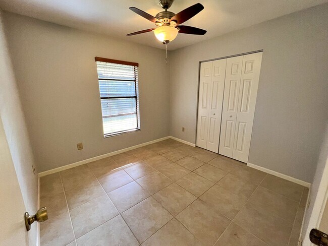 Building Photo - 2BR/1BA Flat in Marchwood - Available Nove...