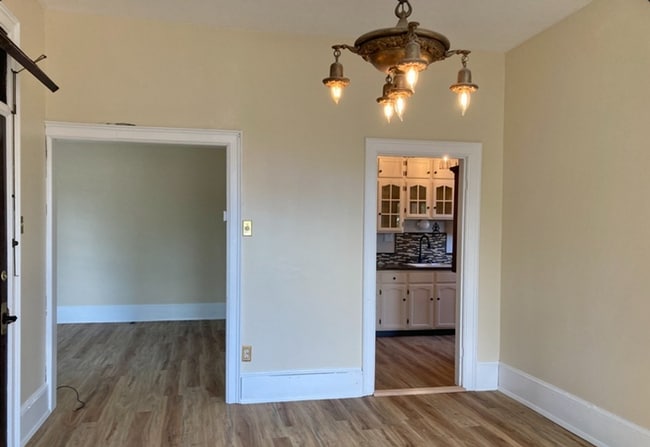 Building Photo - 2 Bed/2 Bath Historic Home with Storage, Porch & Deck, Pet Friendly
