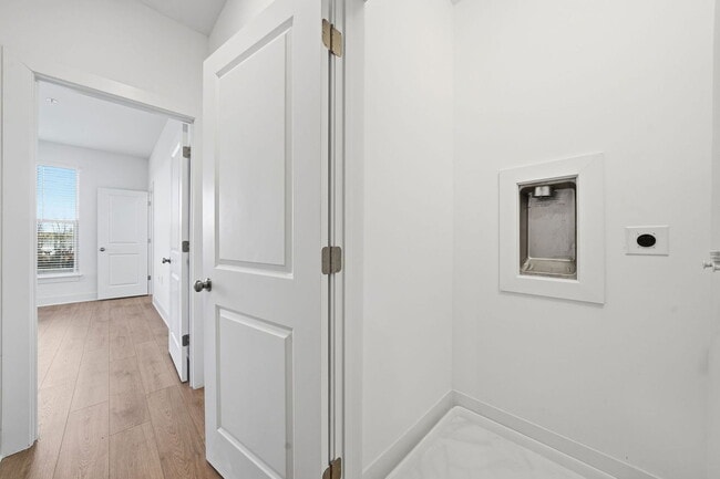 Building Photo - 6911 Cosby Vlg Ter