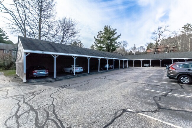 Building Photo - 8 Northbrook Dr