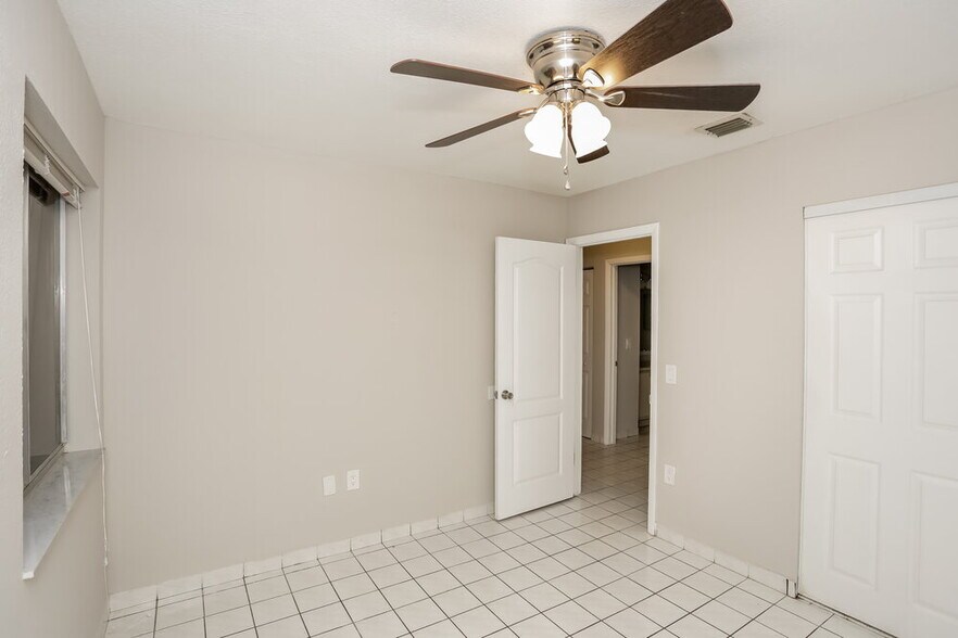 Building Photo - 12340 SW 207th Terrace