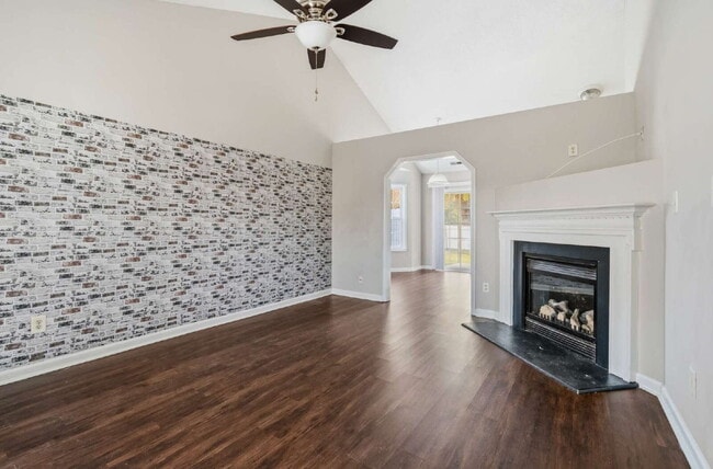 Building Photo - One-Story 3-Bedroom Home in Heart of Knightdale