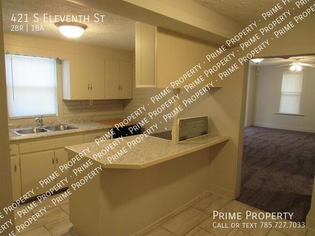 Building Photo - 421 S Eleventh St-
