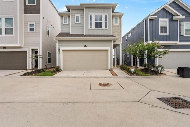 Building Photo - 3207 Cedar Dawn Ln