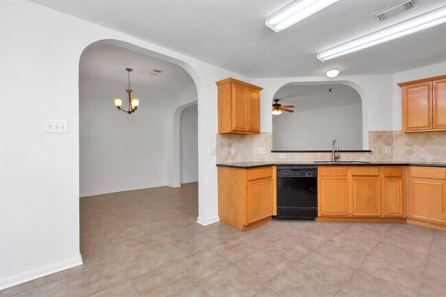 Building Photo - 11830 Copperas Creek Dr