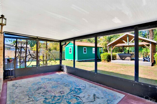 Building Photo - 10578 Fair Pine Dr