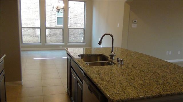 Building Photo - 841 Kirby Dr